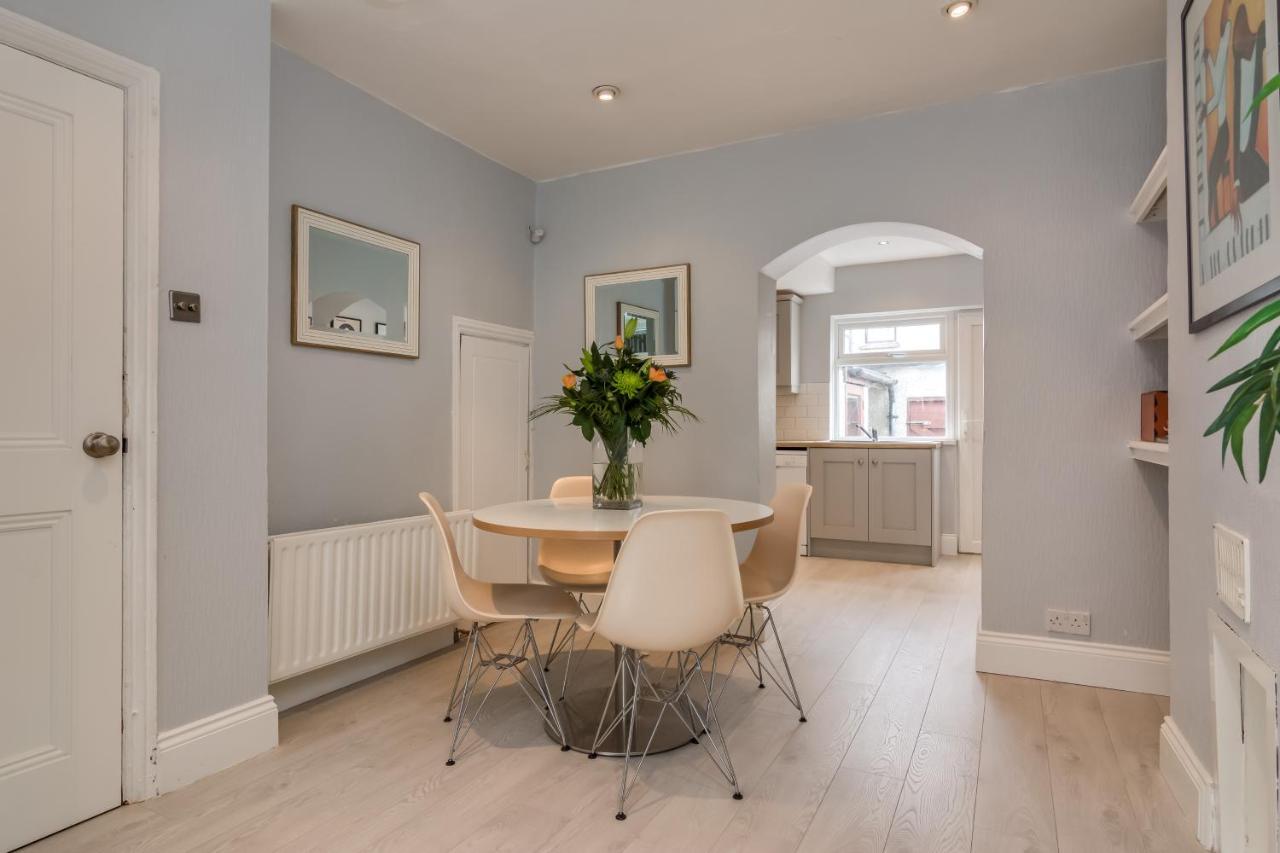 Stylish Home With Smart Technology Belfast Esterno foto