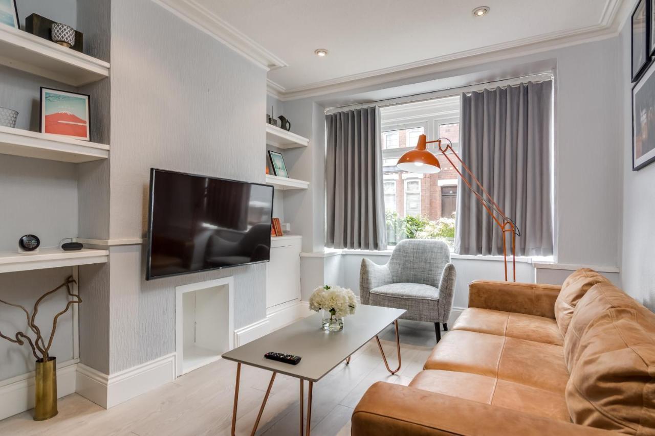 Stylish Home With Smart Technology Belfast Esterno foto